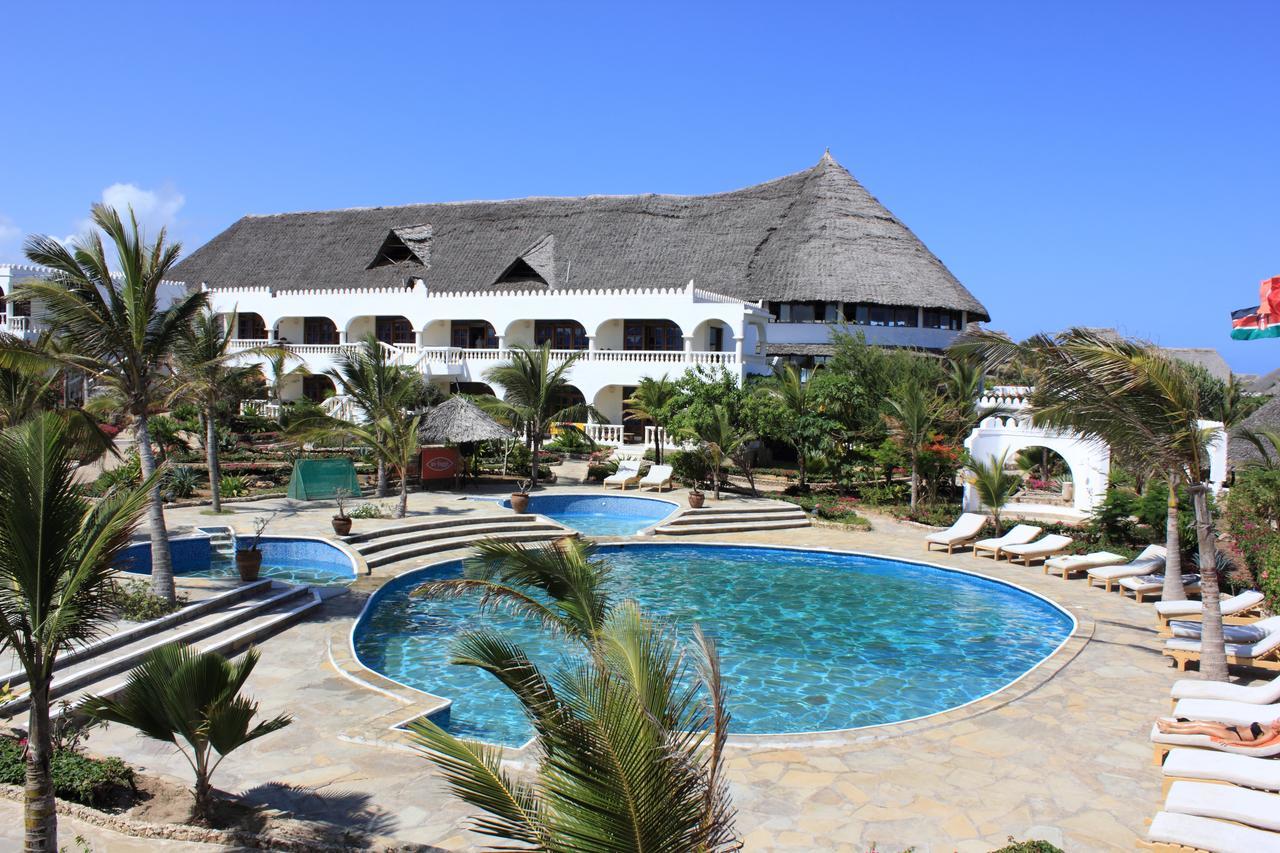 Jumbo Watamu Hotell Exteriör bild