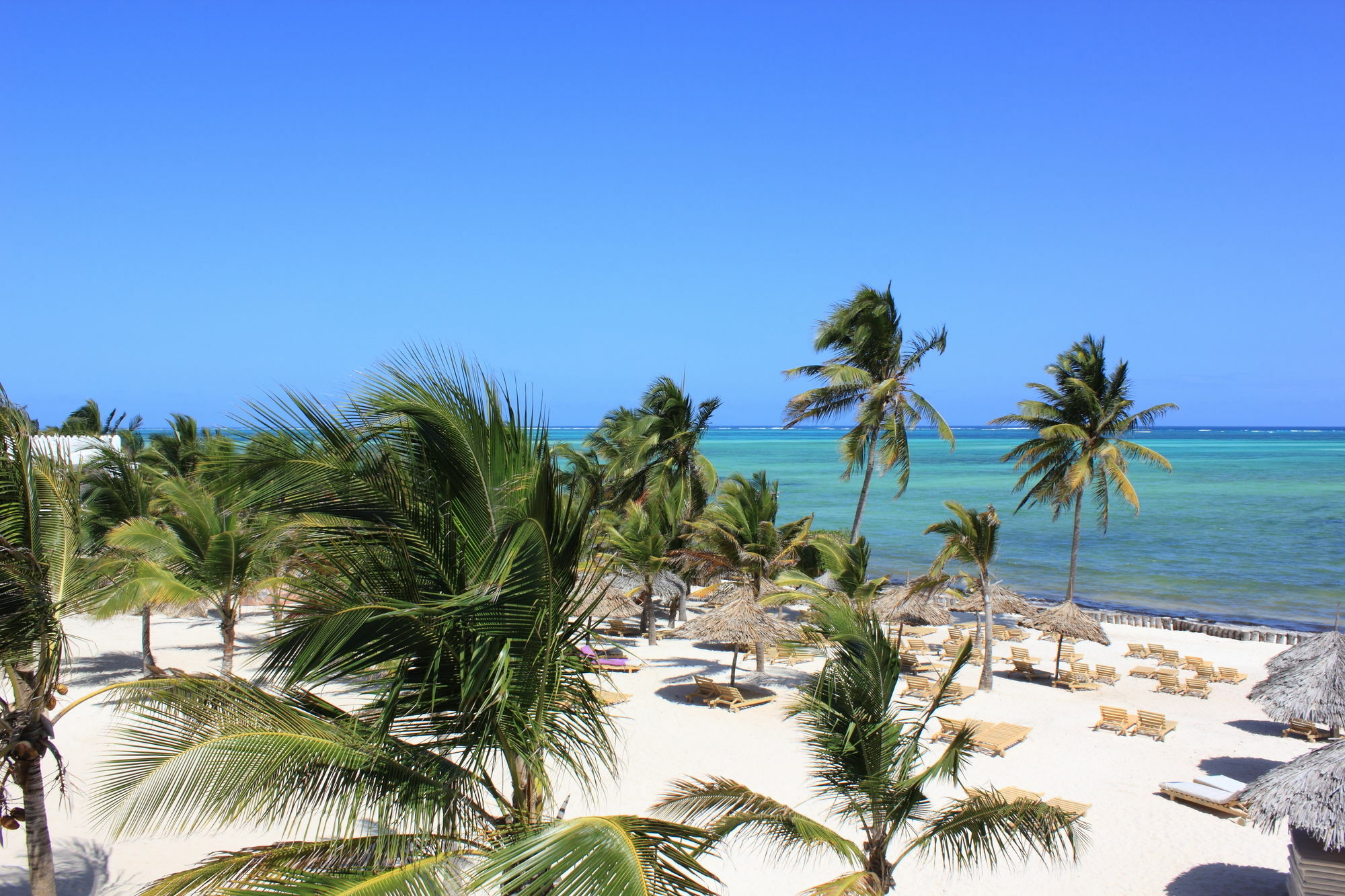 Jumbo Watamu Hotell Exteriör bild