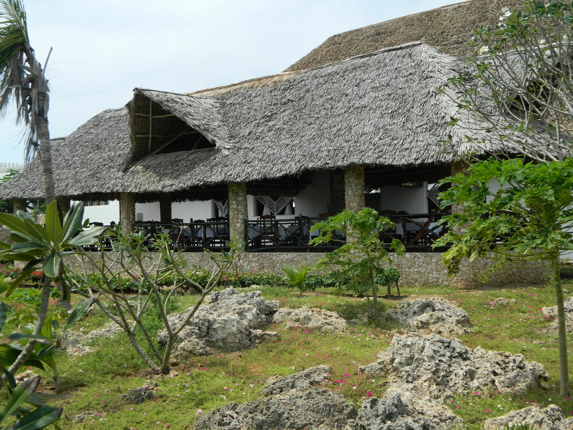 Jumbo Watamu Hotell Exteriör bild